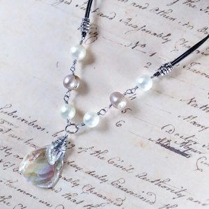 Mother of Pearl & Pearl Necklace